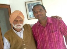 Mr Pradhan with famous Indian writer Kartar Singh Duggal at New Delhi in his res