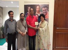 With Dr. Kusum Khemani, President, Bharatiya Bhasha Parishad, Kolkatta