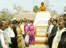 At Khandamouda Utkal Mani statue, Jharkhand during new Sambad Sahitya Ghara opening programme