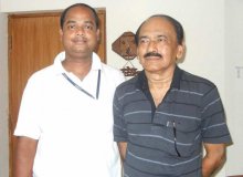 Ranjan Pradhan with Haris Mahapatra, the artist of film Gapa hele bi Sata